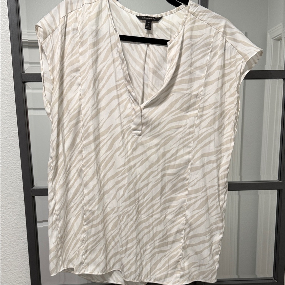 Banana Republic Cream Zebra Print Blouse